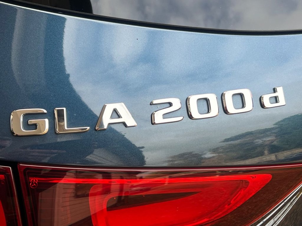 Used Mercedes-Benz GLA 2021 for sale - 76338627: Photo 10