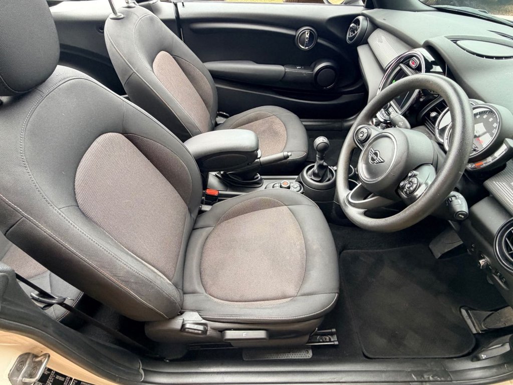 Used MINI Convertible 2019 for sale - 78102829: Photo 30