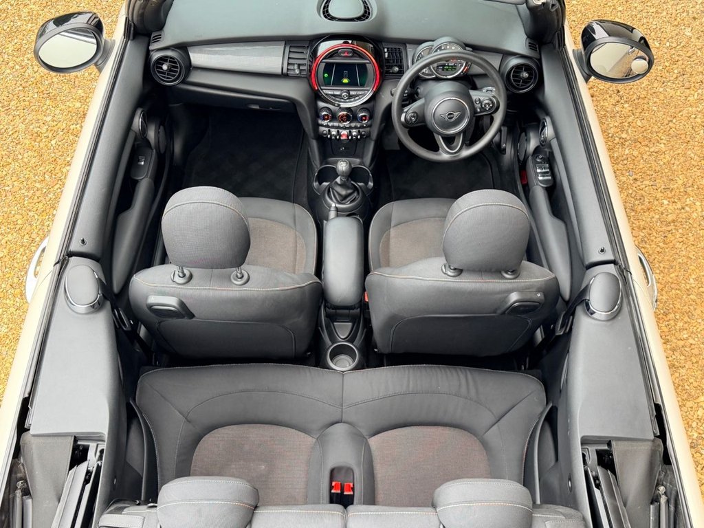 Used MINI Convertible 2019 for sale - 78102829: Photo 32