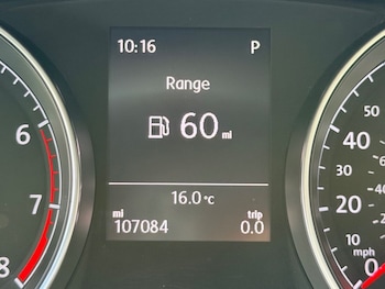 Used Volkswagen Golf 2018 for sale - 79612502: Photo