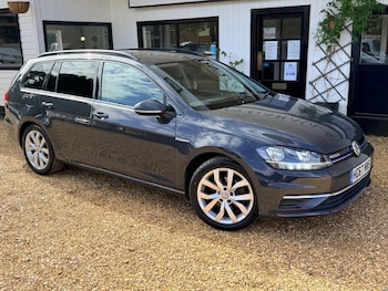 Used Volkswagen Golf 2018 for sale - 79612502: Photo