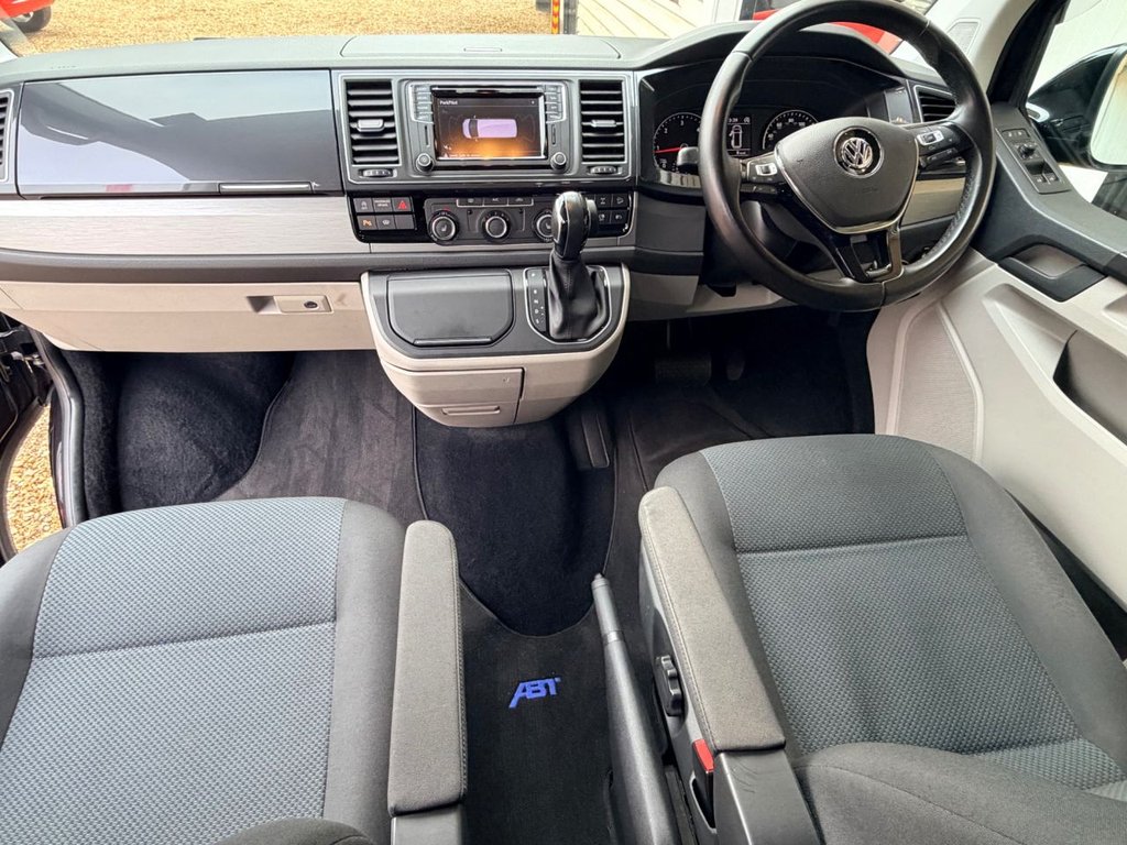 Used Volkswagen Transporter 2018 for sale - 77668833: Photo 3