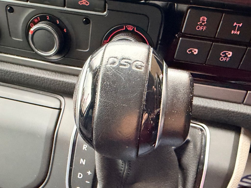 Used Volkswagen Transporter 2018 for sale - 77668833: Photo 45