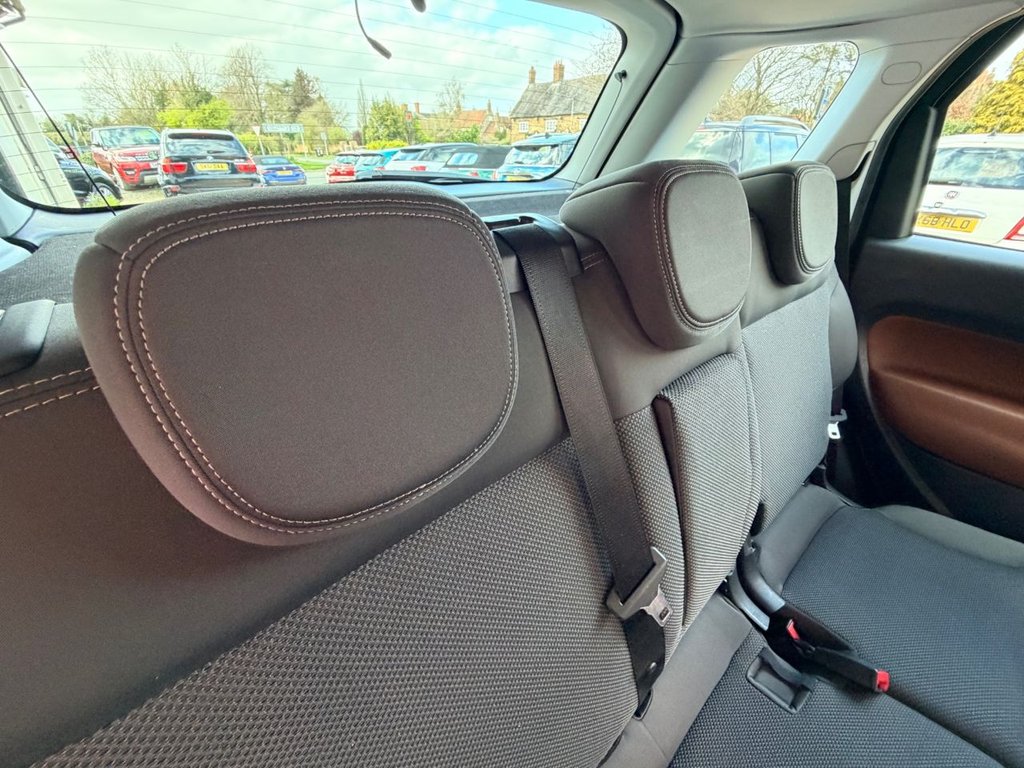 Used Fiat 500L 2013 for sale - 78102807: Photo 29