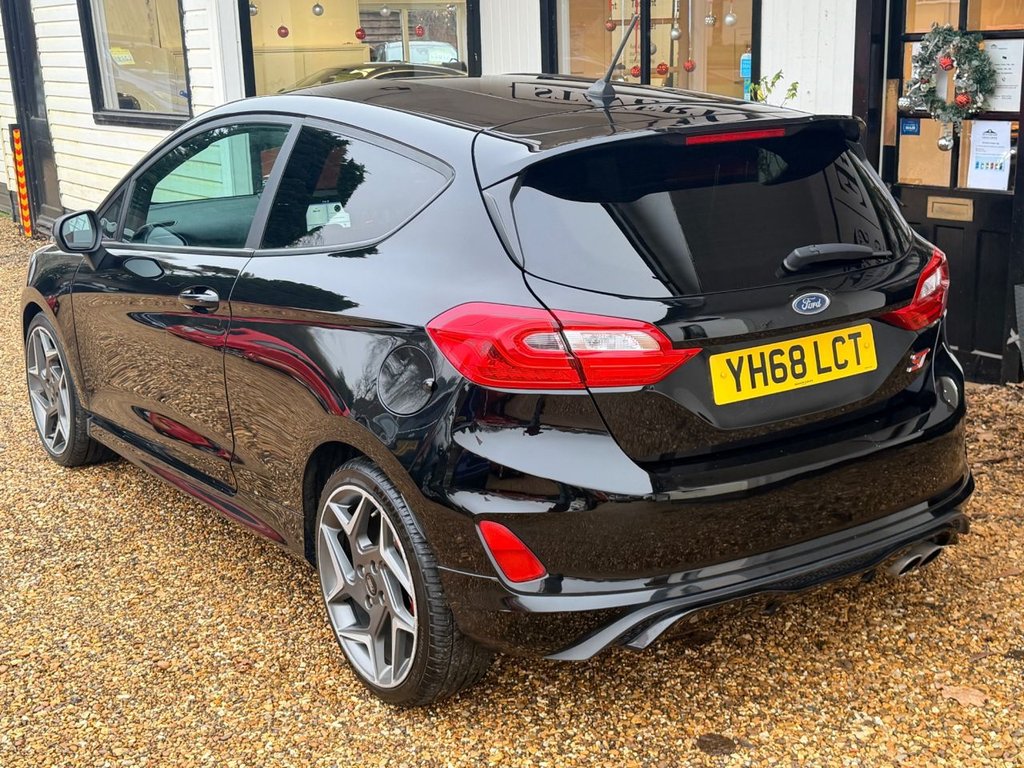 Used Ford Fiesta 2018 for sale - 77027310: Photo 12