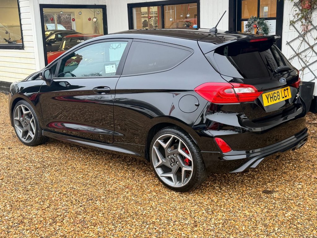 Used Ford Fiesta 2018 for sale - 77027310: Photo 13