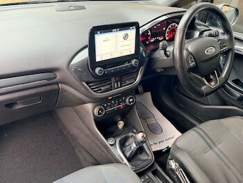 Used Ford Fiesta 2018 for sale - 77027310: Photo