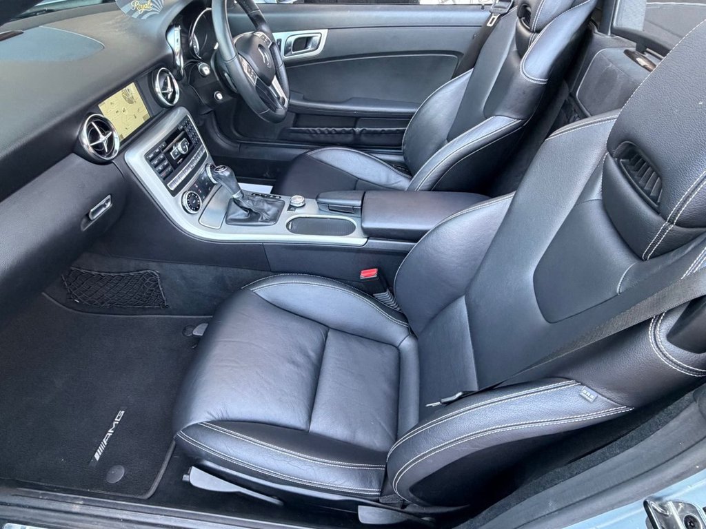 Used Mercedes-Benz SLK 2014 for sale - 77452105: Photo 26