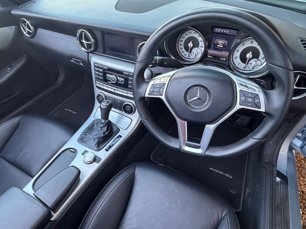 Used Mercedes-Benz SLK 2014 for sale - 77452105: Photo 28