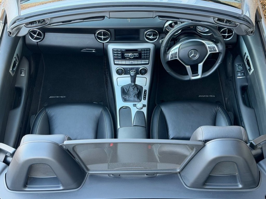 Used Mercedes-Benz SLK 2014 for sale - 77452105: Photo 29