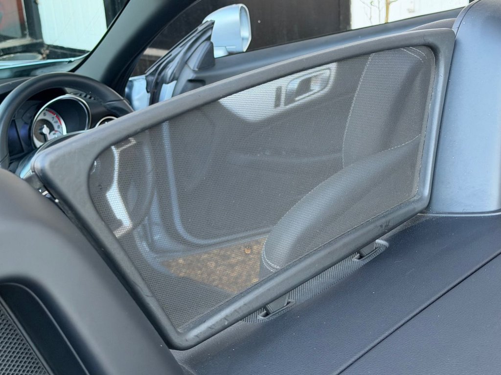 Used Mercedes-Benz SLK 2014 for sale - 77452105: Photo 30