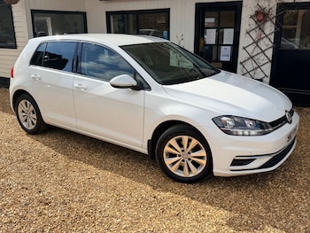 Used Volkswagen Golf 2017 for sale - 78336347: Photo