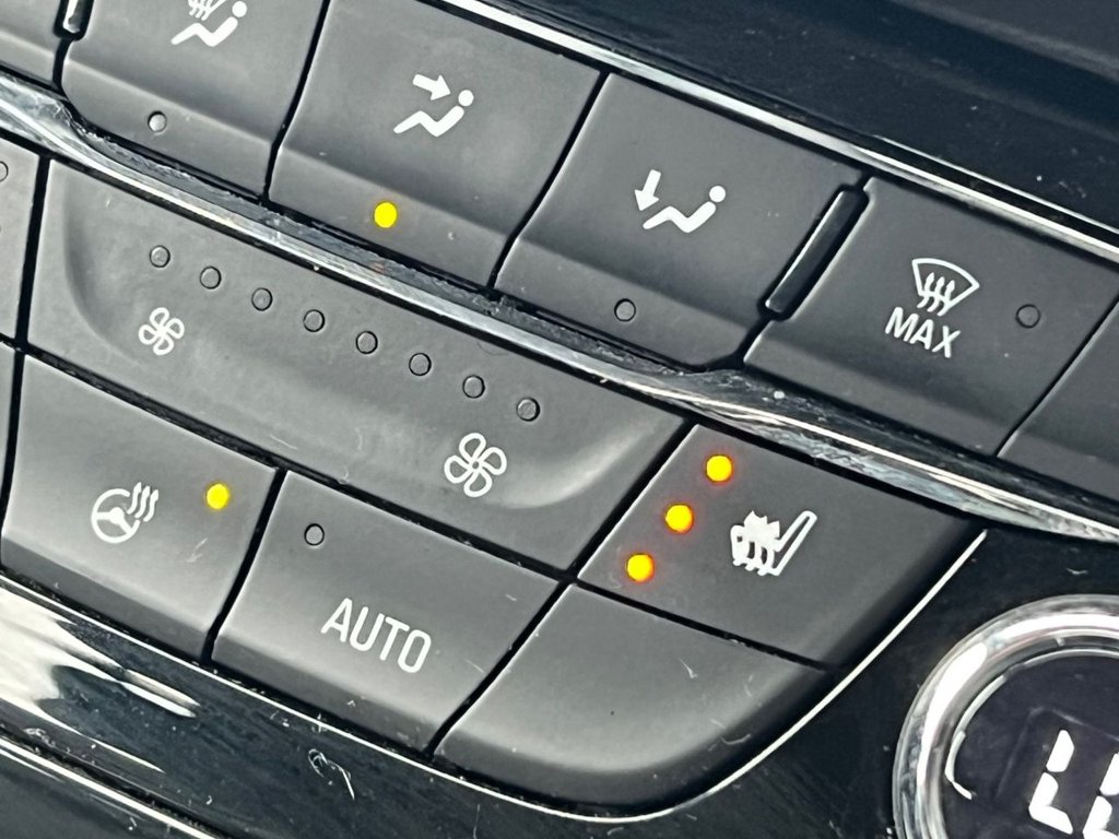 Used Vauxhall Astra 2018 for sale - 76286138: Photo 38