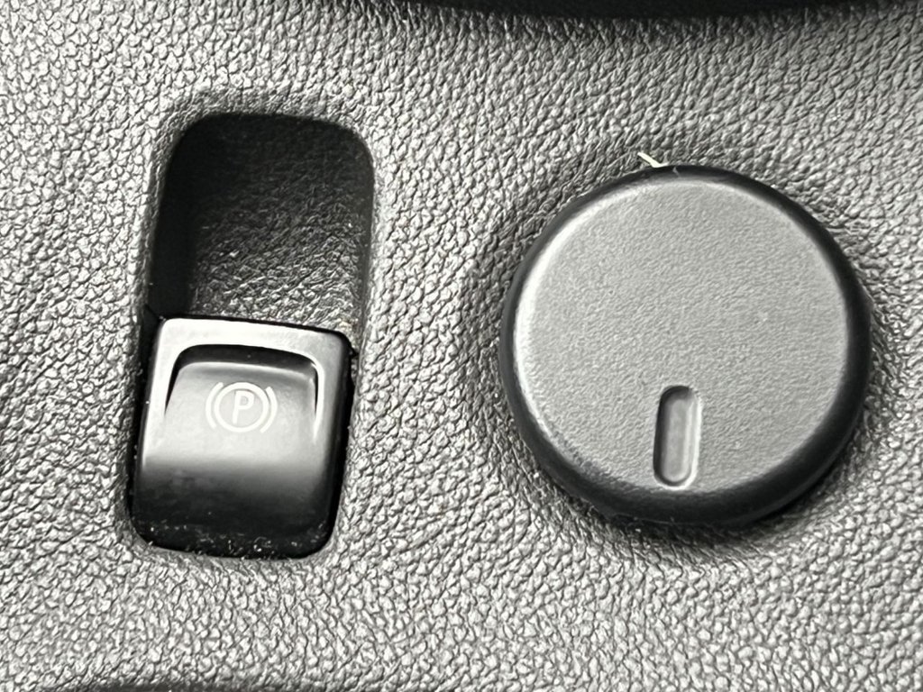 Used Vauxhall Astra 2018 for sale - 76286138: Photo 41