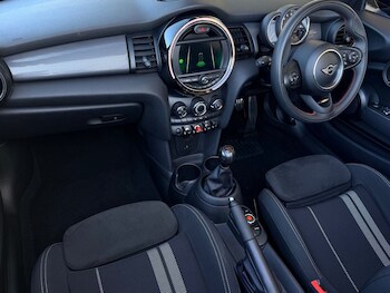 Used MINI Convertible 2019 for sale - 78418447: Photo