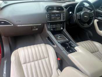 Used Jaguar F-Pace 2016 for sale - 74592358: Photo