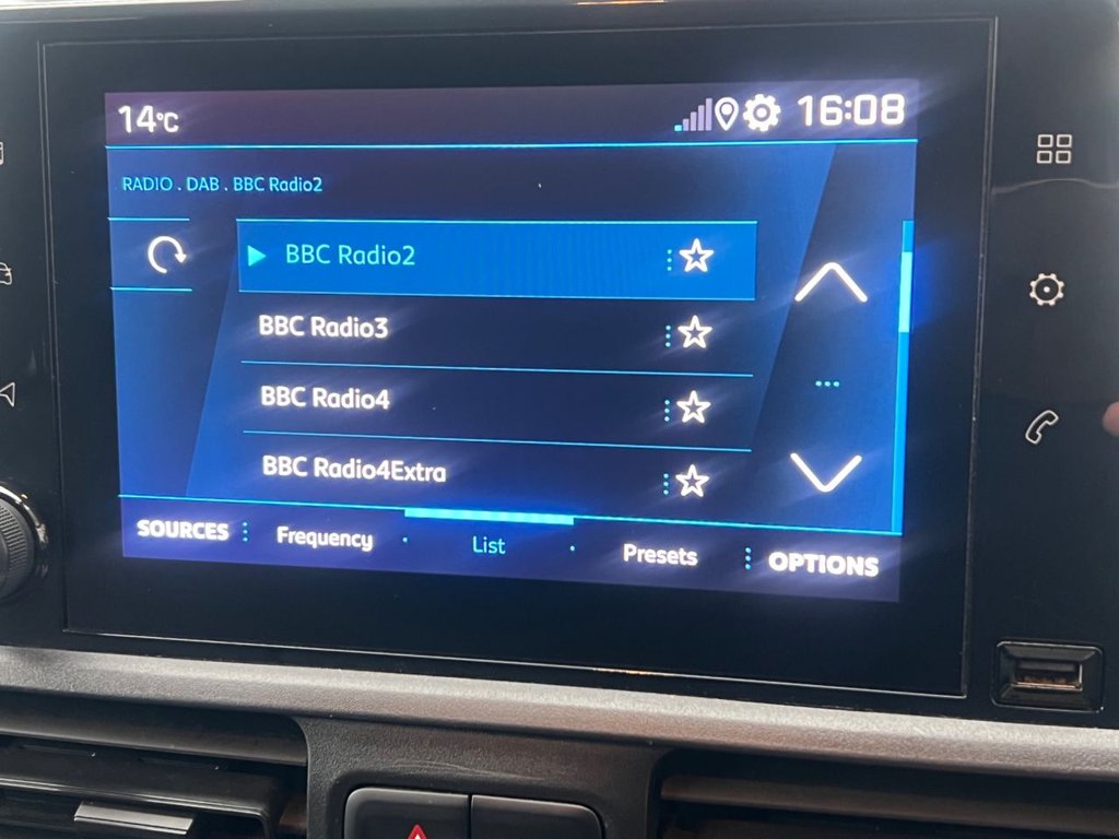 Used Peugeot Partner 2020 for sale - 76092764: Photo 30