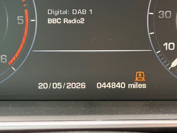 Used Land Rover Range Rover Sport 2015 for sale - 78672871: Photo