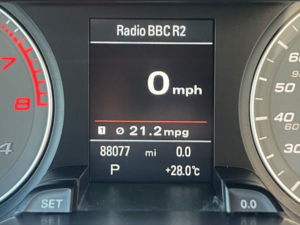 Used Audi S4 Avant 2014 for sale - 75565085: Photo 2