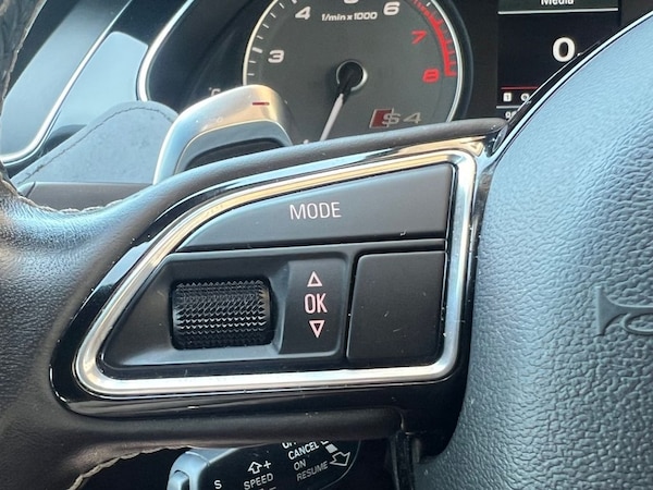 Used Audi S4 Avant 2014 for sale - 75565085: Photo 37
