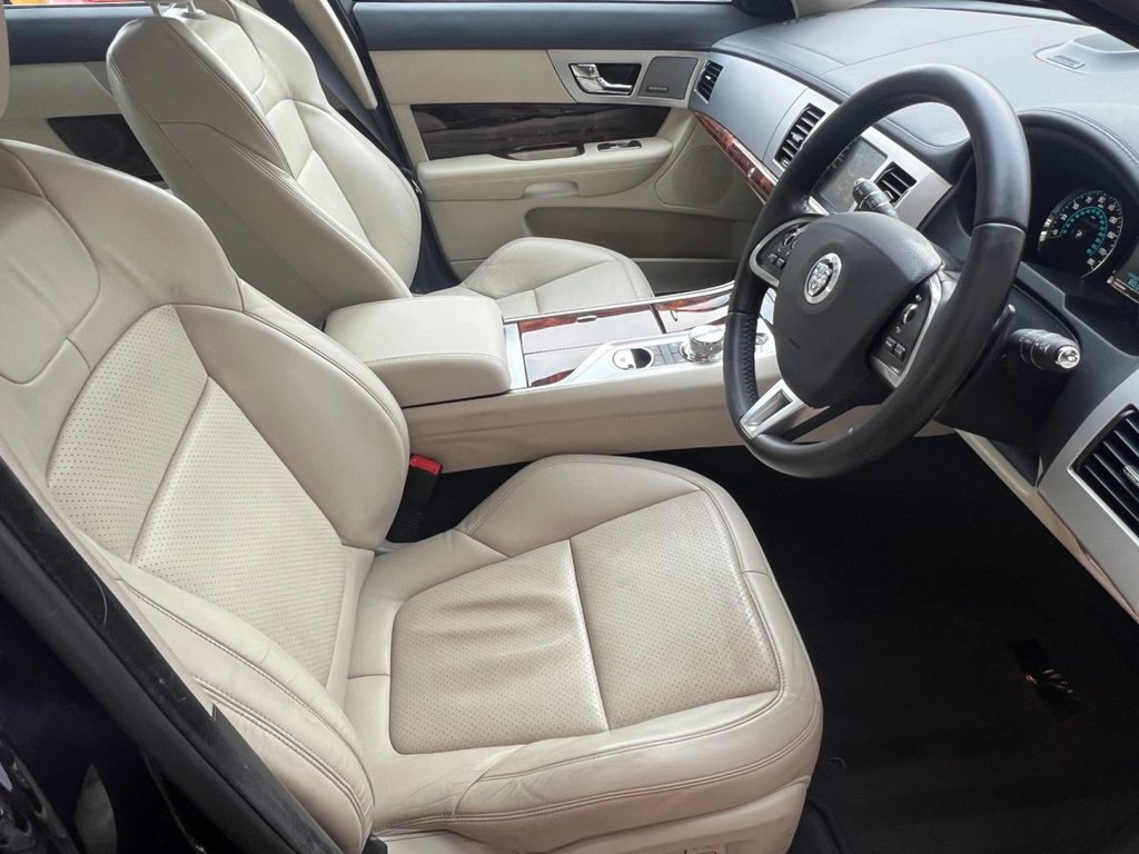 Used Jaguar XF 2013 for sale - 76367810: Photo 25