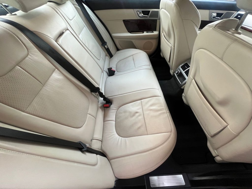 Used Jaguar XF 2013 for sale - 76367810: Photo 47