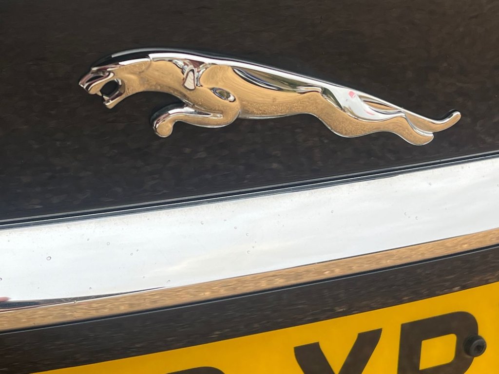 Used Jaguar XF 2013 for sale - 76367810: Photo 9