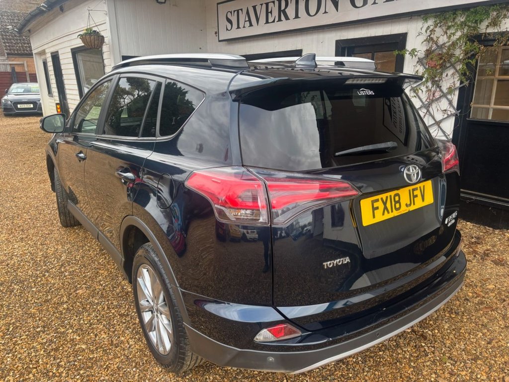 Used Toyota RAV4 2018 for sale - 76482083: Photo 16