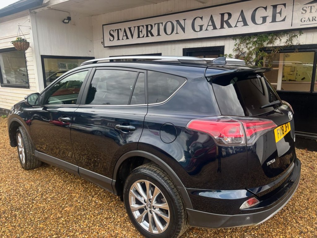 Used Toyota RAV4 2018 for sale - 76482083: Photo 17