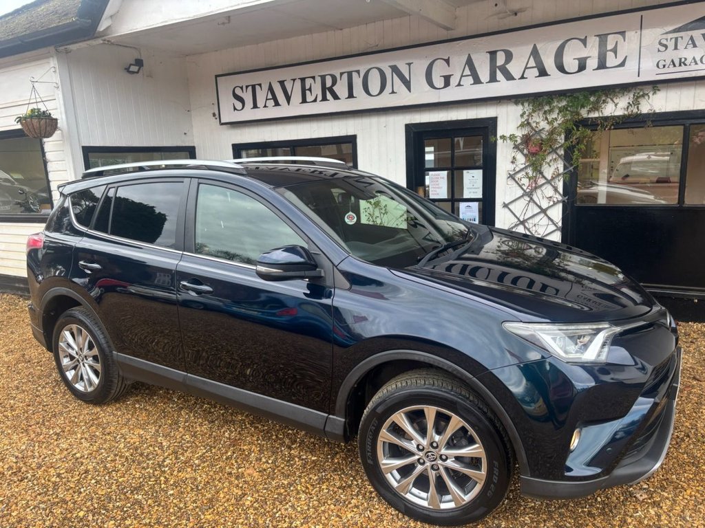 Used Toyota RAV4 2018 for sale - 76482083: Photo 4