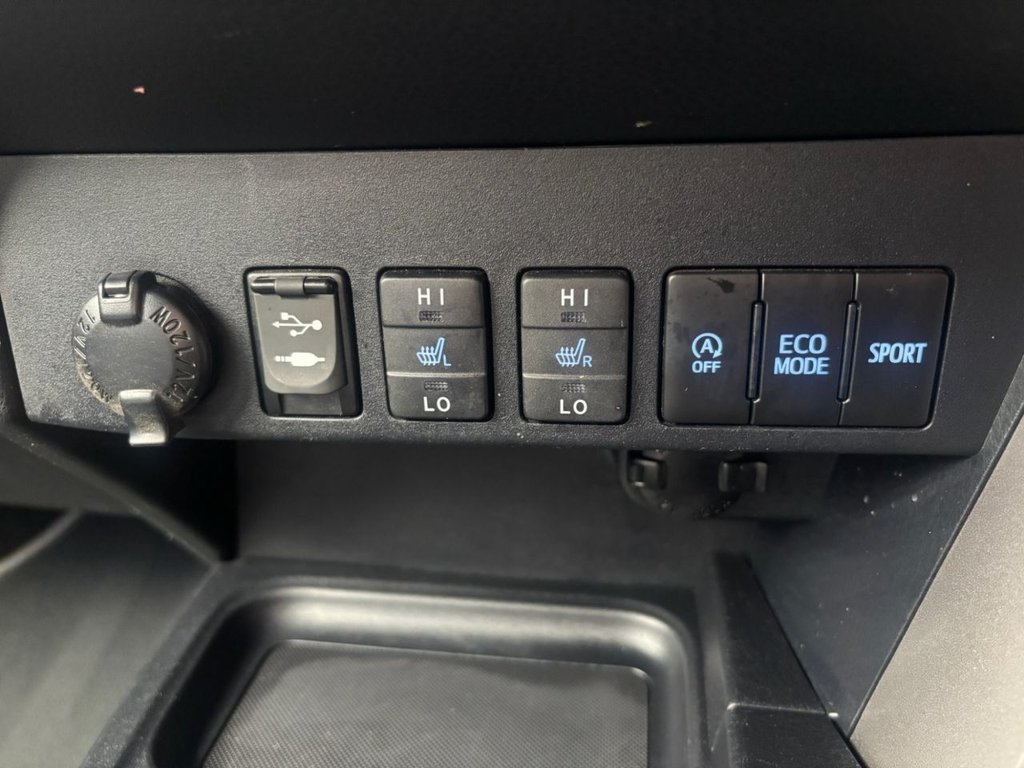 Used Toyota RAV4 2018 for sale - 76482083: Photo 40