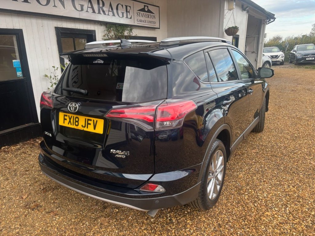 Used Toyota RAV4 2018 for sale - 76482083: Photo 7