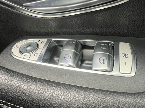 Used Mercedes-Benz E Class 2018 for sale - 76235628: Photo 34