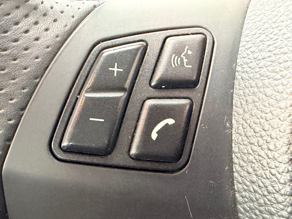 Used BMW 3 Series 2012 for sale - 77302345: Photo 39