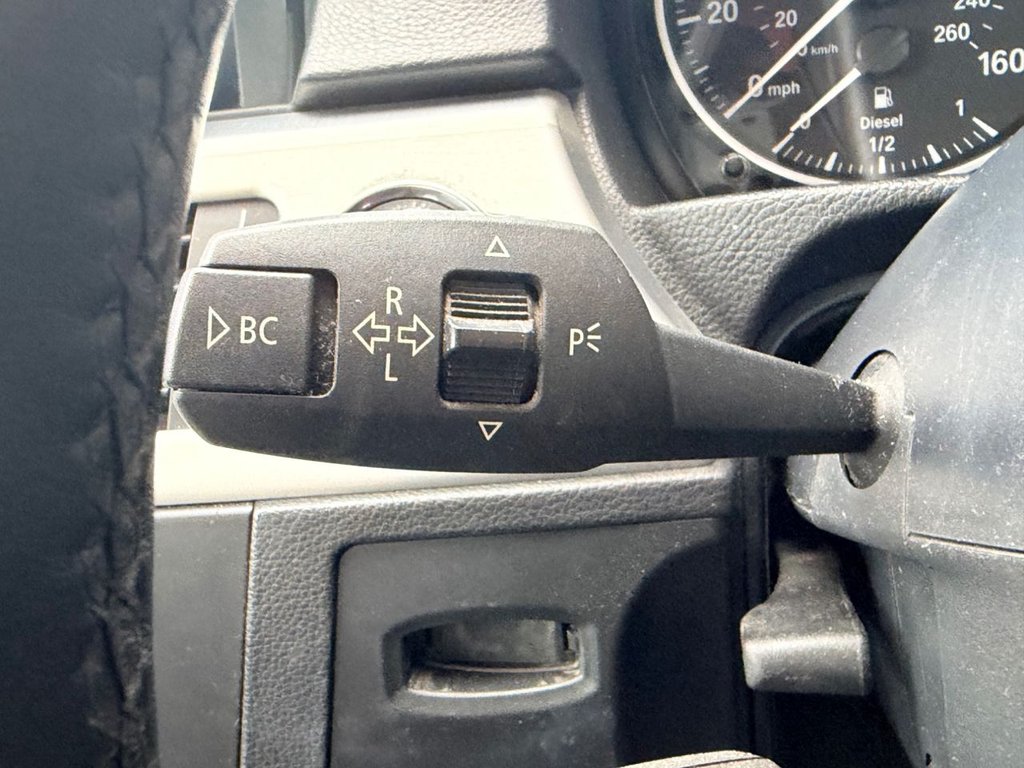 Used BMW 3 Series 2012 for sale - 77302345: Photo 42