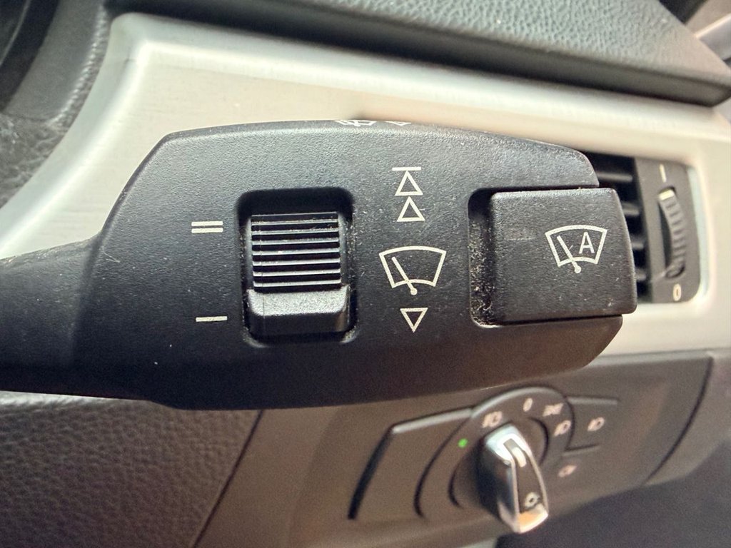 Used BMW 3 Series 2012 for sale - 77302345: Photo 44