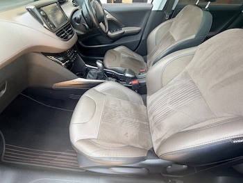 Used Peugeot 2008 2016 for sale - 79120876: Photo