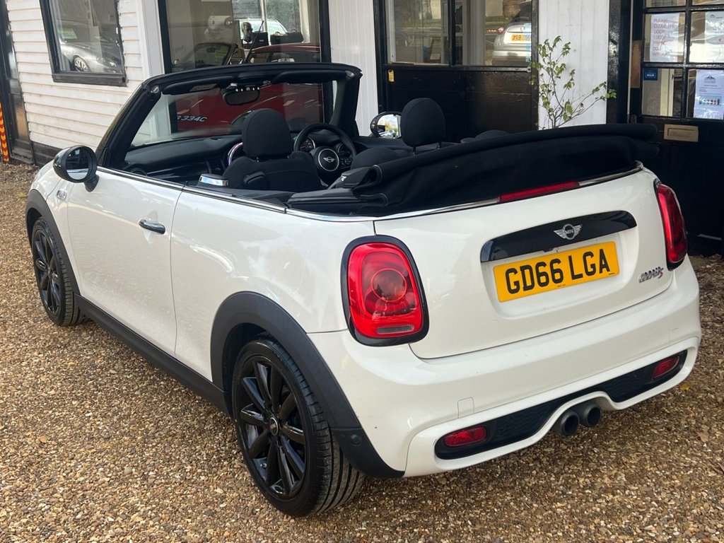 Used MINI Convertible 2016 for sale - 76417577: Photo 13