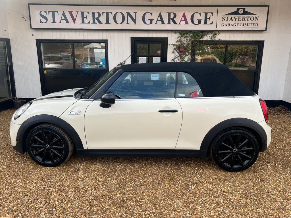 Used MINI Convertible 2016 for sale - 76417577: Photo 17