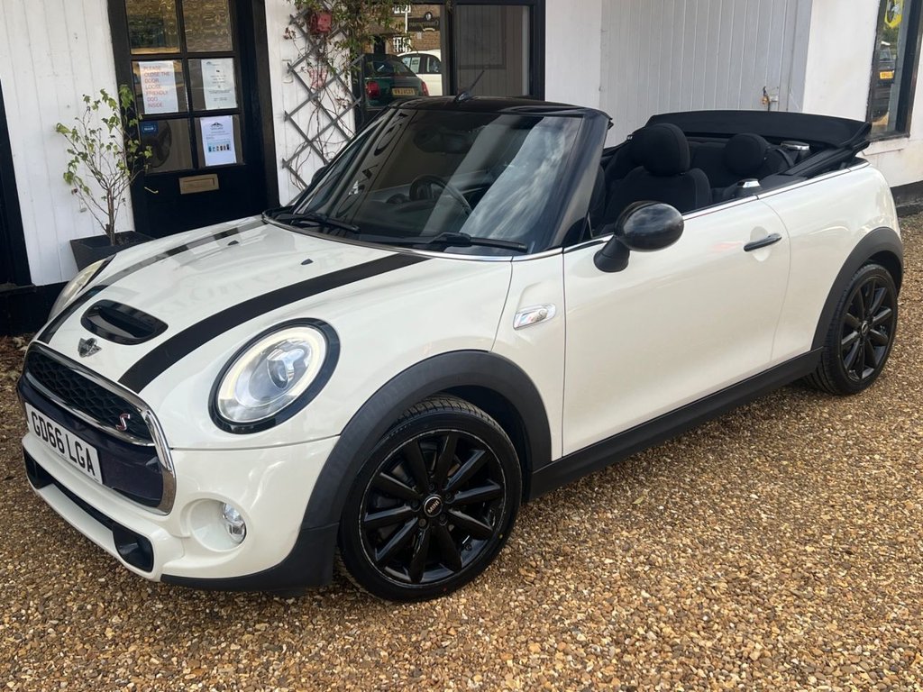 Used MINI Convertible 2016 for sale - 76417577: Photo 18