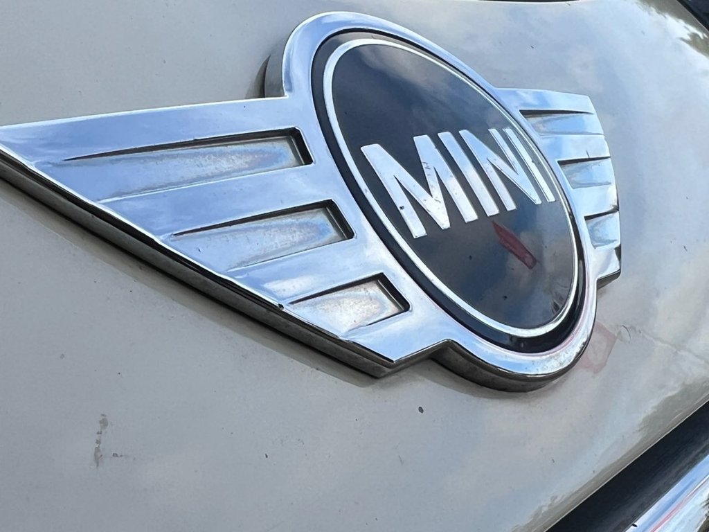 Used MINI Convertible 2016 for sale - 76417577: Photo 22