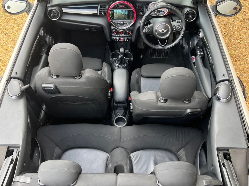 Used MINI Convertible 2016 for sale - 76417577: Photo 31