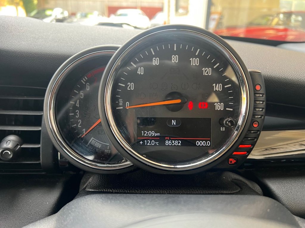 Used MINI Convertible 2016 for sale - 76417577: Photo 32