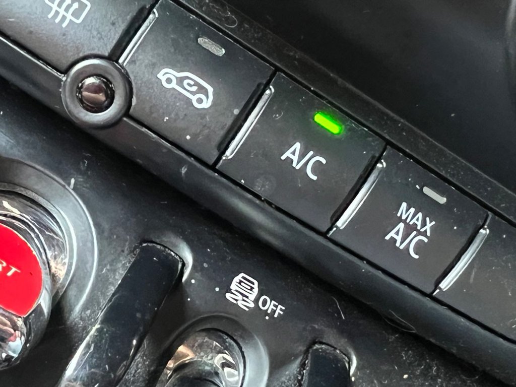 Used MINI Convertible 2016 for sale - 76417577: Photo 46