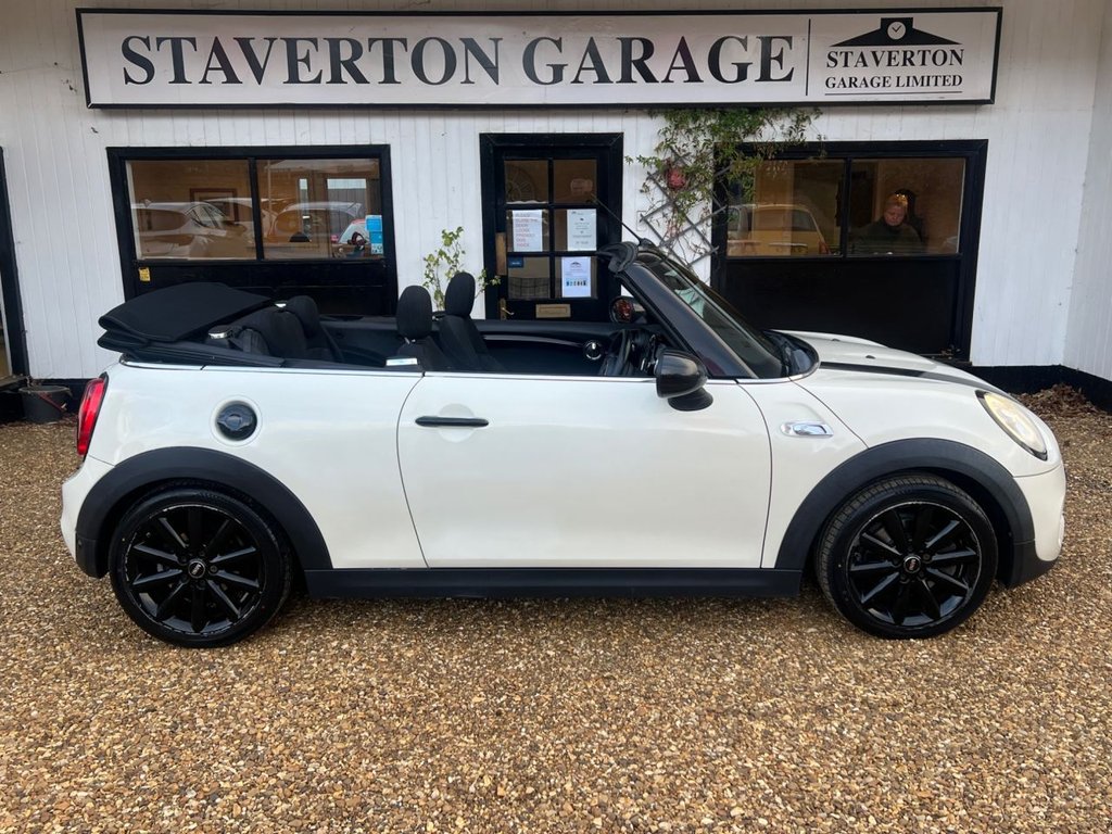 Used MINI Convertible 2016 for sale - 76417577: Photo 5