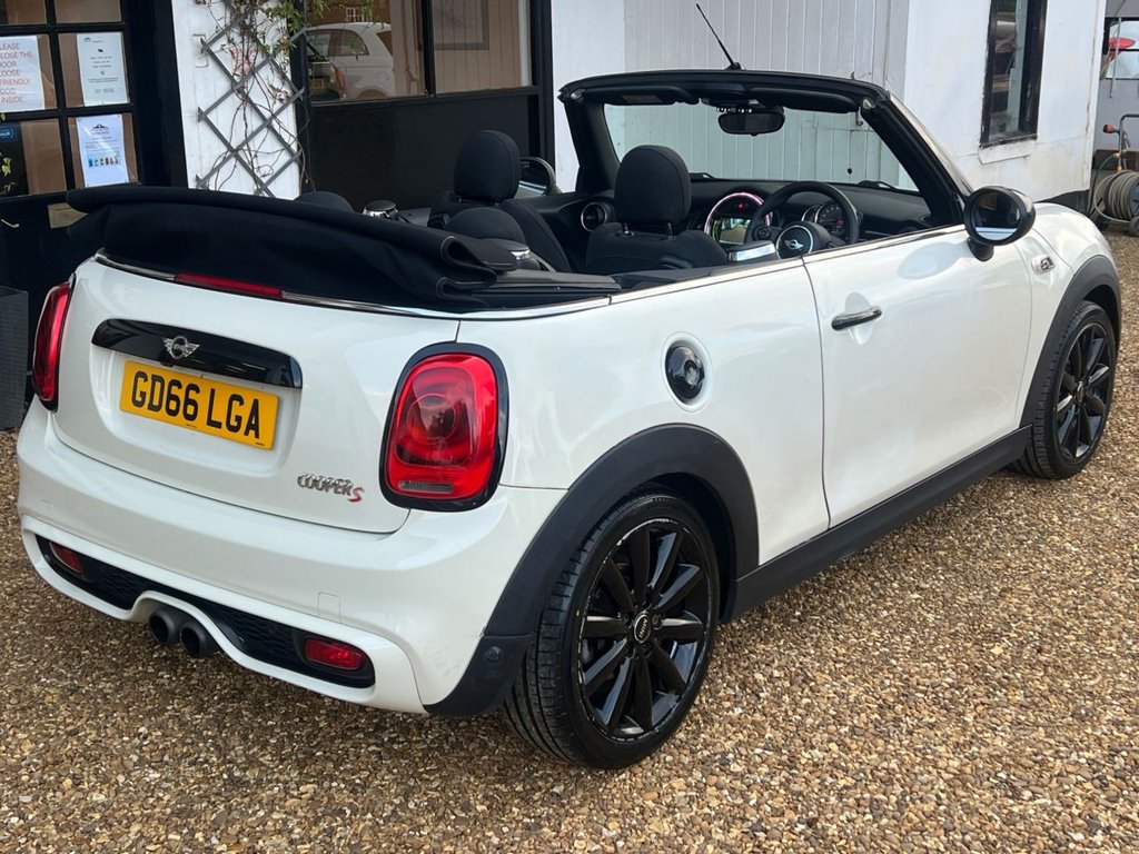Used MINI Convertible 2016 for sale - 76417577: Photo 7