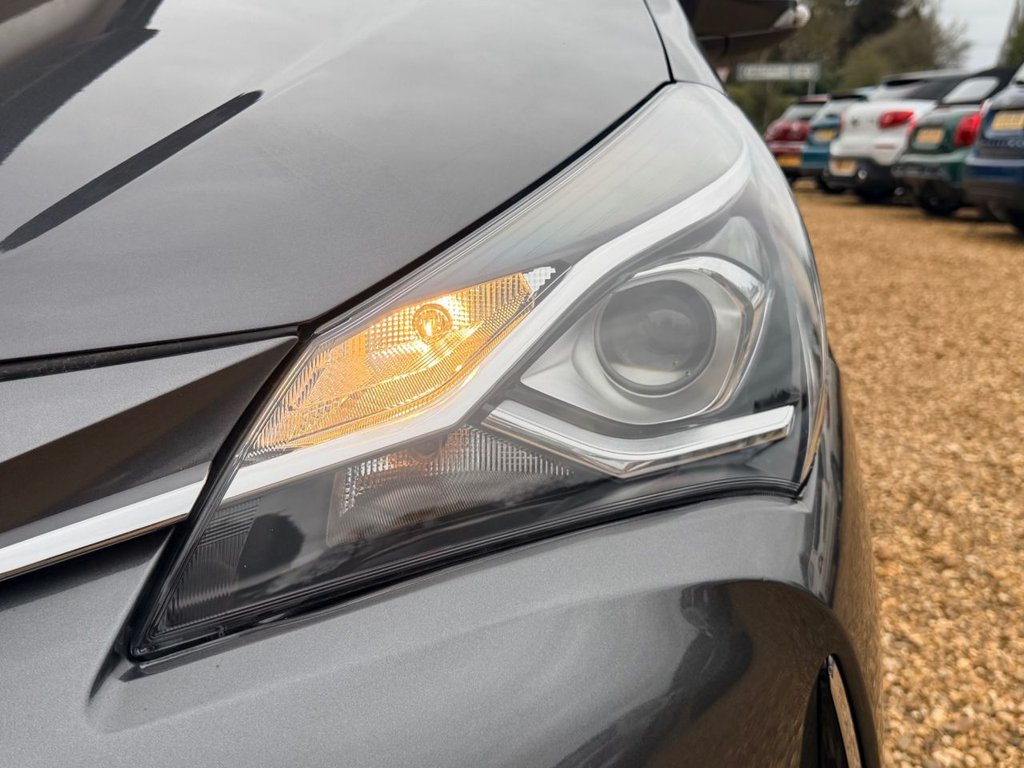 Used Toyota Yaris 2019 for sale - 78102825: Photo 20