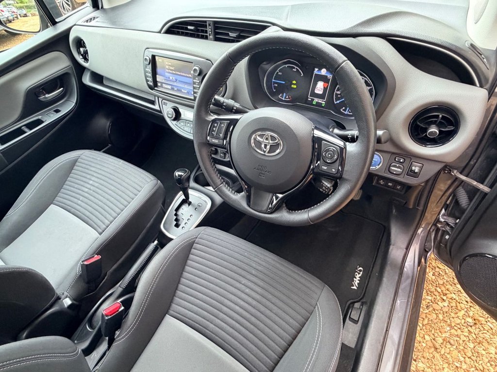 Used Toyota Yaris 2019 for sale - 78102825: Photo 30
