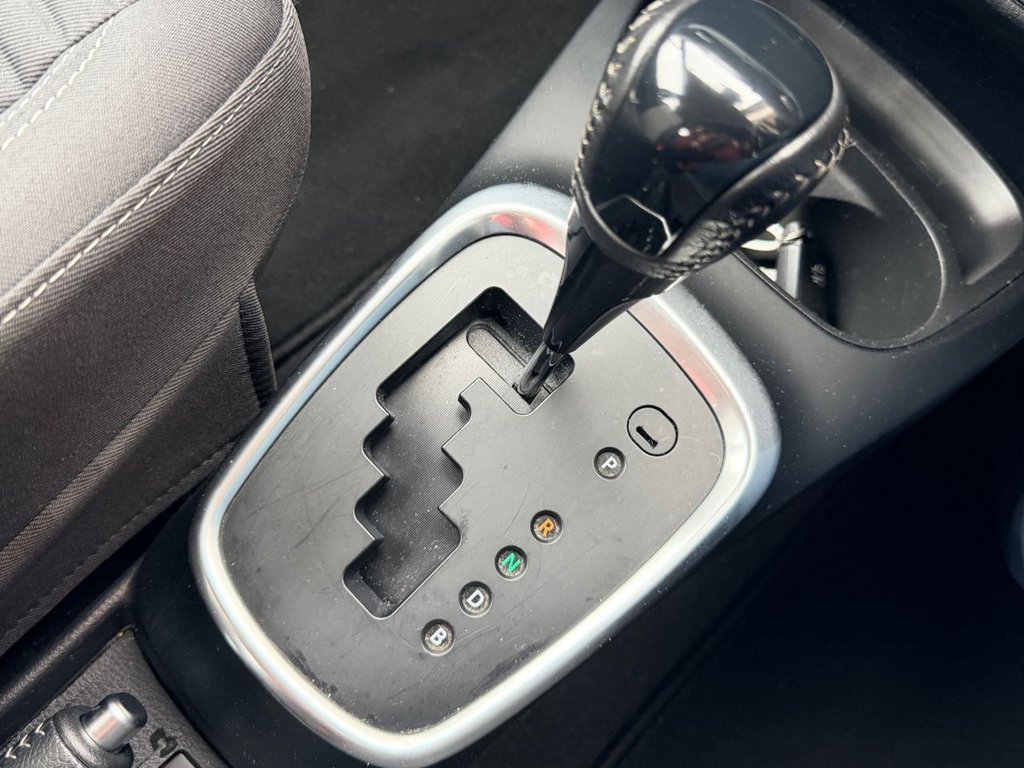 Used Toyota Yaris 2019 for sale - 78102825: Photo 37