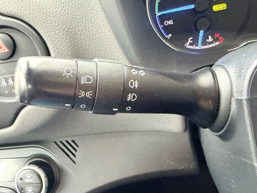 Used Toyota Yaris 2019 for sale - 78102825: Photo 41